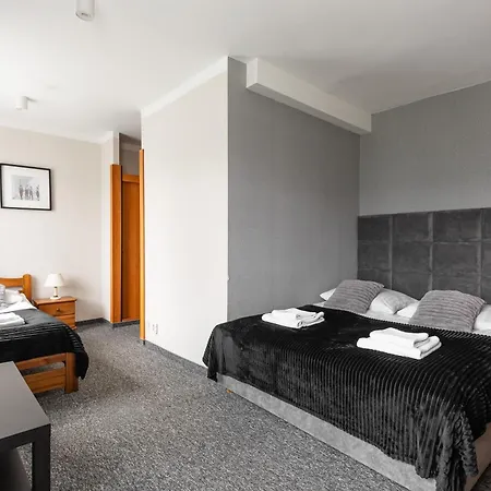 Hotel Helios 300m Od Krupowek Nowy Basen Od 12 Lipca 2*