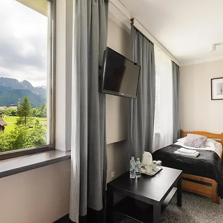 Helios 300m Od Krupowek Nowy Basen Od 12 Lipca 2* Zakopane