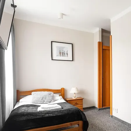 Otel Helios 300m Od Krupowek Nowy Basen Od 12 Lipca 2*